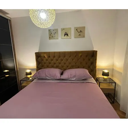 Apartament Daniela Di *