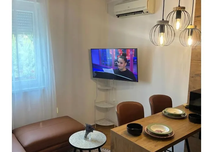 Daniela Di * Задар