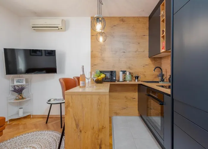 Апартаменты Daniela Di Задар