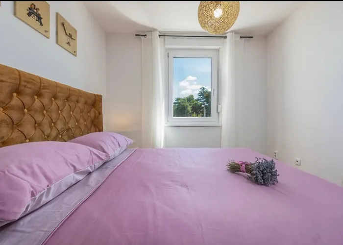 Daniela Di Апартаменты Задар